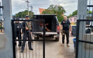 Professor de jiu-jítsu é preso em Novo Airão suspeito de aliciar suas alunas por meio de mensagens