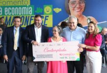 retorno atendimentos credito rosa fotos bernardo ribeiro