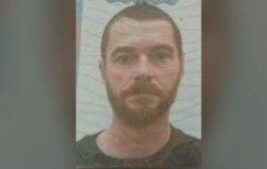 IML busca familiares do americano Anthony Michael, que morreu ao cair de resort em Manaus