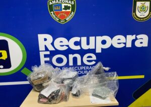 Operação RecuperaFone apreende 109 celulares e prende cinco pessoas no bairro Manoa