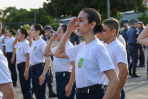 Após aprovação em concurso da PM, segunda turma de alunos oficiais combatentes e de saúde inicia Curso de Formação