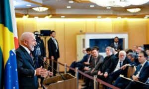 Sobretaxas vão prejudicar os próprios Estados Unidos, diz Lula