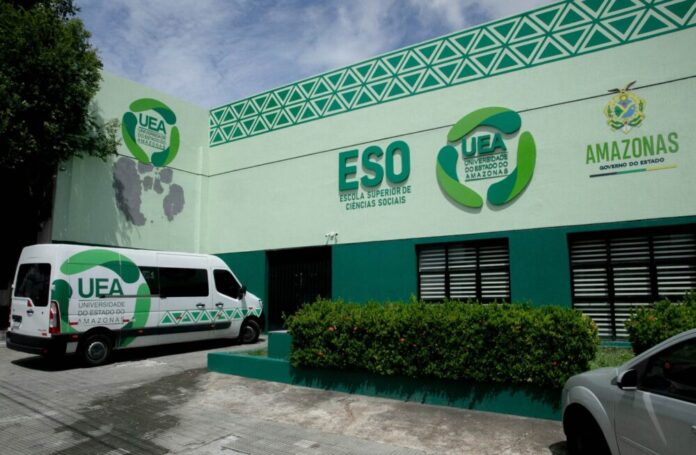 Escola Superior de Ciências Sociais ESO Unidade Castelo Branco Daniel Brito () Escola Superior de Ciências Sociais ESO Unidade Castelo Branco Daniel Brito ()