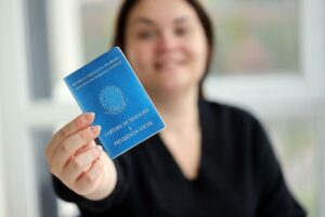 Evento apoiado pela UEA oferece mais de 200 vagas de empregos a PcD