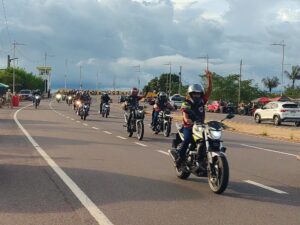 MotoFest atrai cerca de 3 mil participantes em homenagem aos 188 anos da Polícia Militar do Amazonas