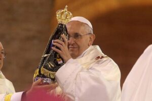 Papa Francisco morre aos 88 anos: um adeus ao pontífice da simplicidade e da compaixão