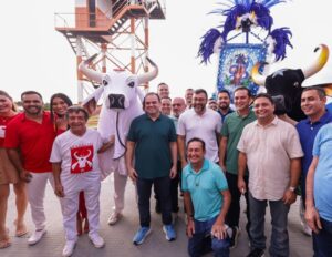 Em Parintins, Roberto Cidade fala da expectativa de incremento na economia regional com o Festival Folclórico 2025 e vistoria obras do Prosai