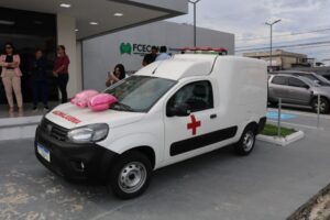 Cepcolu recebe nova ambulância e amplia suporte no tratamento do colo do útero