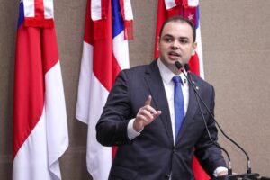 Roberto Cidade cobra negociação entre entidades e auditores fiscais em greve para evitar prejuízos à economia do Amazonas