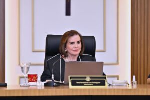 De taquígrafa a presidente: os 50 anos de dedicação da conselheira Yara Lins ao Tribunal de Contas do Amazonas