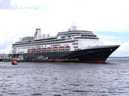 navio Volendam
