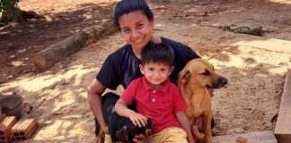 Arquivo Pessoal Sabrina Joge e os cães neguinha e meninão