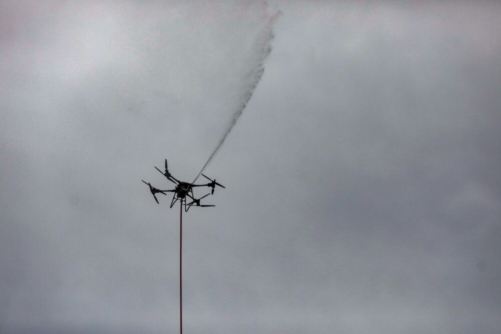 SECOM DRONE COMBATE Á INCÊNDIO SECOM DRONE COMBATE Á INCÊNDIO