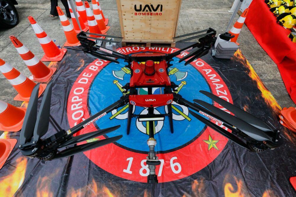 SECOM DRONE COMBATE Á INCÊNDIO SECOM DRONE COMBATE Á INCÊNDIO