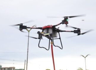SECOM DRONE COMBATE Á INCÊNDIO
