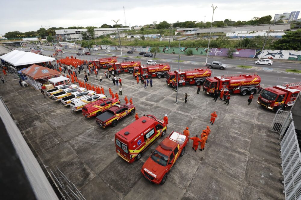 SECOM GRUPAMENTO DE COMBATE À INCENDIOS SECOM GRUPAMENTO DE COMBATE À INCENDIOS