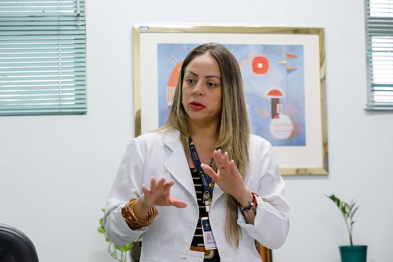 SES AM Roberta Nascimento diretora presidente FHCFM Foto Antonio Lima Secom SES AM Roberta Nascimento diretora presidente FHCFM Foto Antonio Lima Secom