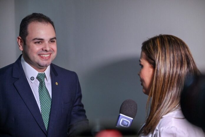 Roberto Cidade Foto - Herick Pereira Roberto Cidade Foto - Herick Pereira