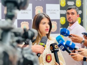 Polícia Civil prende homem por estupro, estupro de vulnerável e perseguição contra a ex-enteada