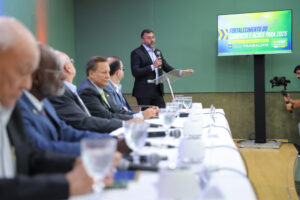 Antecipação do 13º injeta R$ 1,5 bilhão na economia do Amazonas em junho