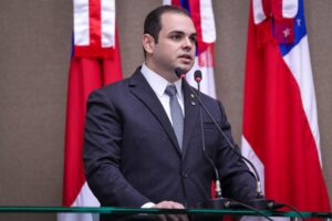 Roberto Cidade propõe PL que garante prioridade à aquisição de produtos da pesca artesanal por restaurantes da UEA