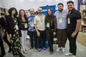 Bienal do Livro 2025: Editora UEA lança obra que celebra legado das lendas do Boi Caprichoso