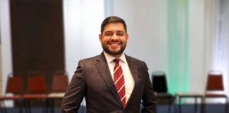 Reitor da UEA representa as universidades estaduais e municipais do Brasil em encontro global sobre educação superior no Reino Unido