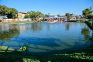 David Almeida entrega lagoa da Compensa totalmente revitalizada em comemoração aos 61 anos do bairro