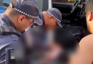 Capitão da Polícia Militar faz manobra de Heimlich e salva bebê de 1 mês e 15 dias em Manaus