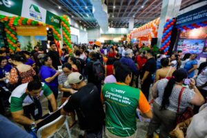 Beneficiários do Feirão Amazonas Meu Lar comemoram a conquista da casa própria: ‘Uma emoção muito grande’