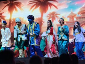 Espetáculo ‘Aladin’ encanta o público com tapete voador e mensagens de fé em Manaus