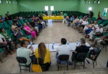 Em Parintins, reitor acompanha implantação de inédito mestrado em rede coordenado pela UEA