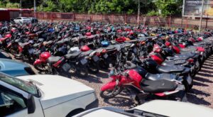 Mais de 300 motos e 48 carros estarão disponíveis no leilão do Detran-AM; saiba como participar