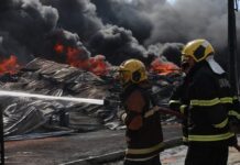 Governo do Amazonas monta força tarefa para combater incêndio de grandes proporções em Manaus Foto Mauro Neto Secom