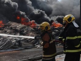 Governo do Amazonas monta força tarefa para combater incêndio de grandes proporções em Manaus Foto Mauro Neto Secom