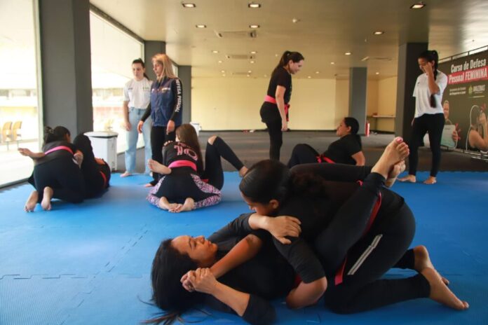 SEDEL Nova Edição Do Curso de Defesa Pessoal Feminina Ofertará Vagas FOTO Divulgação Sedel SEDEL Nova Edição Do Curso de Defesa Pessoal Feminina Ofertará Vagas FOTO Divulgação Sedel