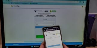 SES AM Delphina exames online Foto Evandro Seixas ()