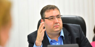 Secretario Alex Del Giglio