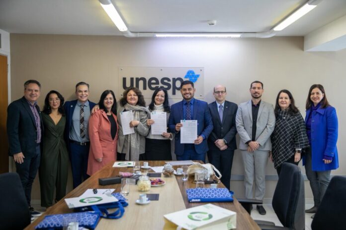 Acordo entre UEA e Unesp impulsiona integração acadêmica e científica Acordo entre UEA e Unesp impulsiona integração acadêmica e científica