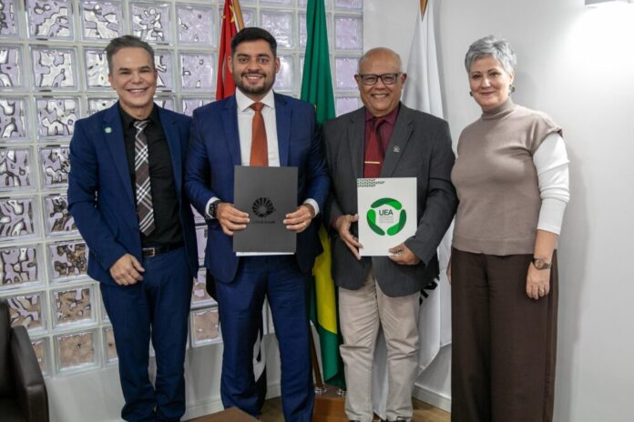 UEA e Unicamp firmam acordo para fortalecer integração em pesquisa, ensino e tecnologia