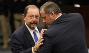 Defesa de Bolsonaro diz que penas foram excessivas e vai recorrer