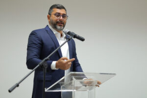 ‘Meu DNA’ vai viabilizar 2,5 mil exames de paternidade; primeiras coletas ocorrem após solenidade