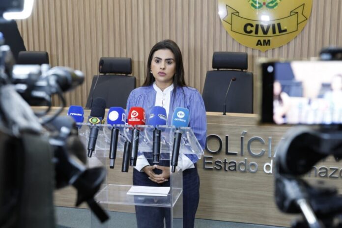 PC AM DELEGADA JULIANA TUMA FOTOS LYANDRA PERES () PC AM DELEGADA JULIANA TUMA FOTOS LYANDRA PERES ()