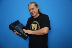 Aberta ao público, ‘Noite do Flashback’ da FUnATI será realizada nesta quarta com DJ Raidi Rebello