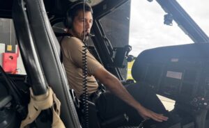 Perito da Polícia Civil torna-se o primeiro piloto habilitado para operar helicópteros no estado