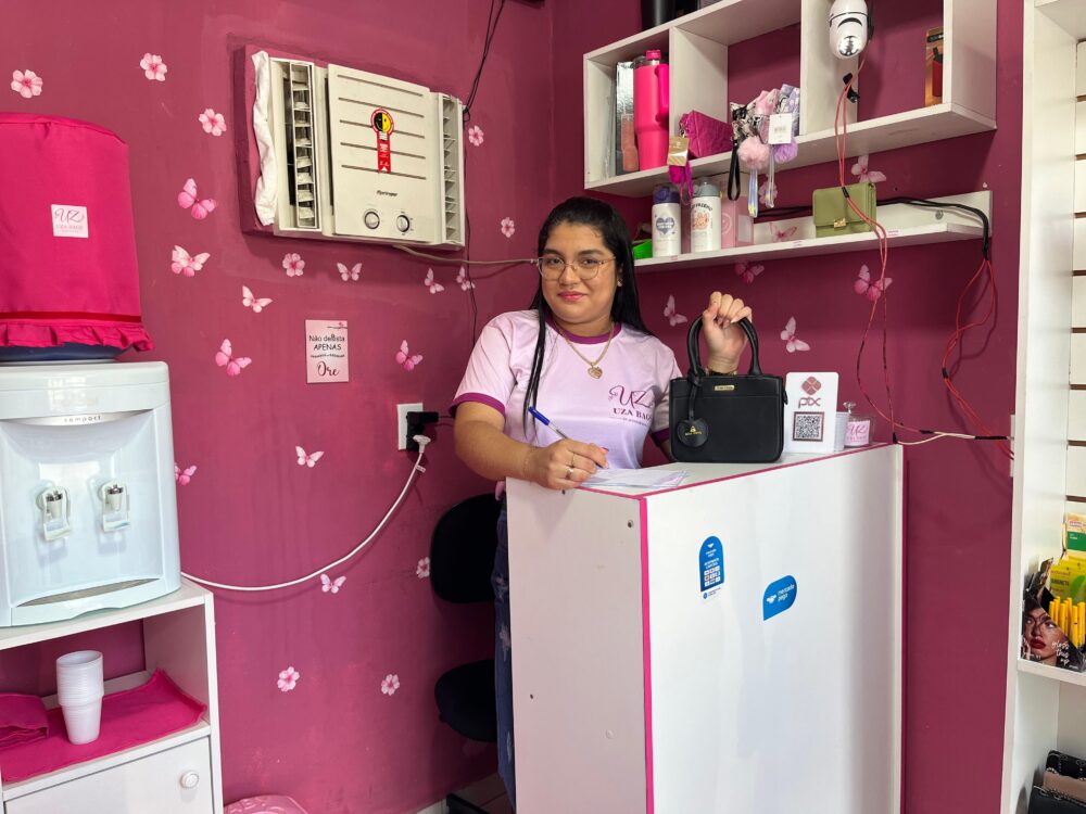 Seas credito rosa personagem jennifer dias foto