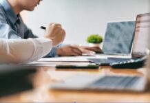 Ferramentas que ajudam no controle do dinheiro: entenda o papel dos cofrinhos digitais cofrinhos digitais