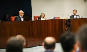 Moraes enumera 13 “atos executórios” para condenação de Bolsonaro