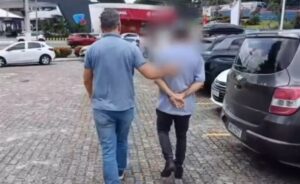 Tia percebeu que sobrinha de 3 anos era vítima de estupro ao dar banho na criança: ‘Sentia dores fortes nas partes íntimas’