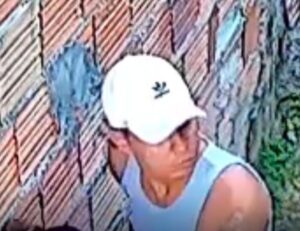 Homem é procurado após tentar estuprar uma adolescente de 12 anos em um beco na zona Leste de Manaus